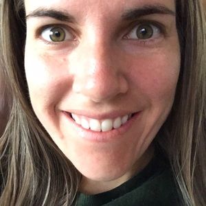 Meet your Posher, Caroline